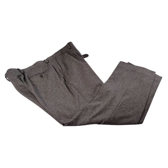 Joseph Abboud Gray Suit, Jacket 44L, Pants 40Wx30 - Picture 5 of 16